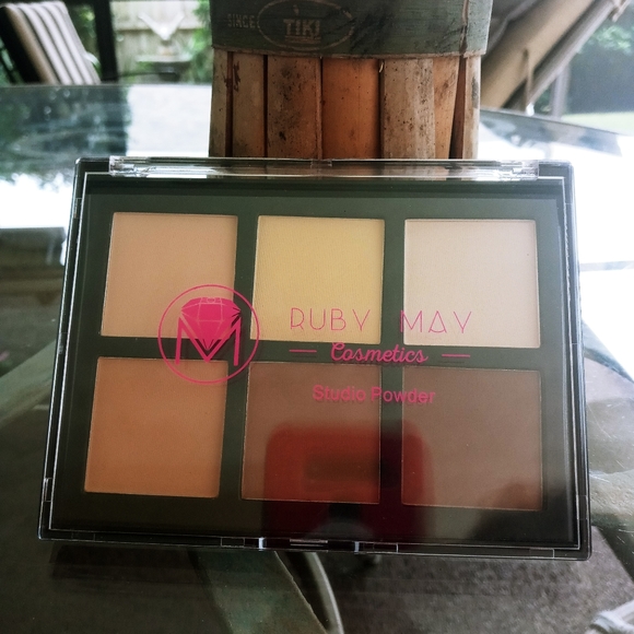 🆕Ruby May Cosmetics Contour Palette - Picture 3 of 4
